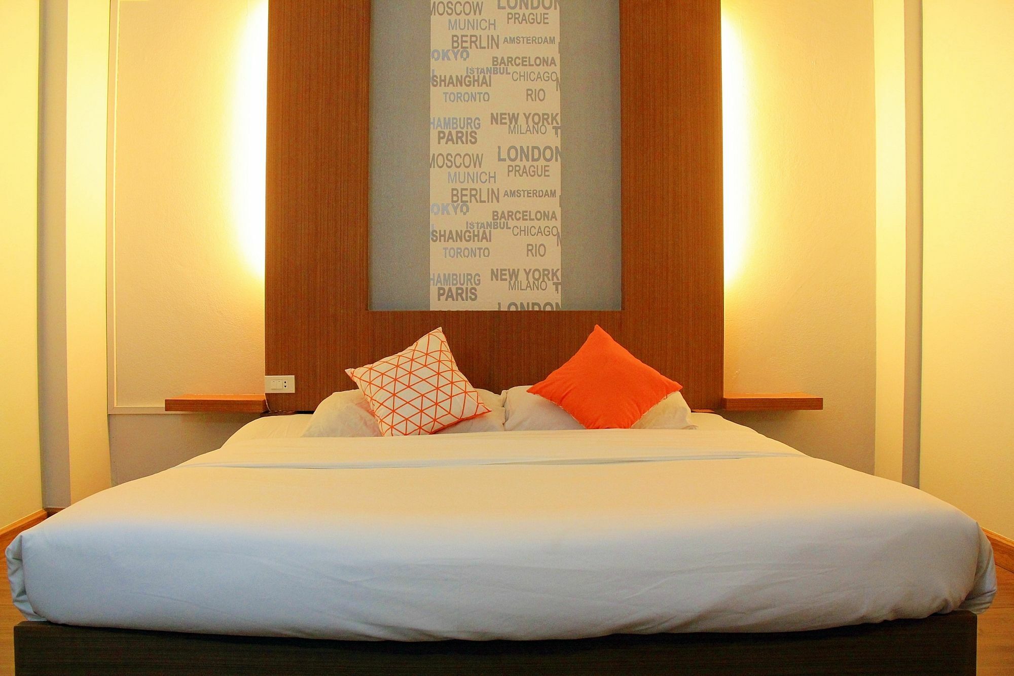 โรงแรมเรือนทิพย์ เชียงราย Ruean Tip Hotel 외부 사진
