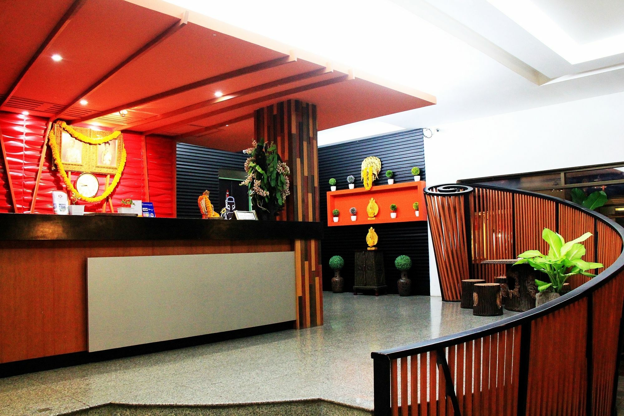 โรงแรมเรือนทิพย์ เชียงราย Ruean Tip Hotel 외부 사진